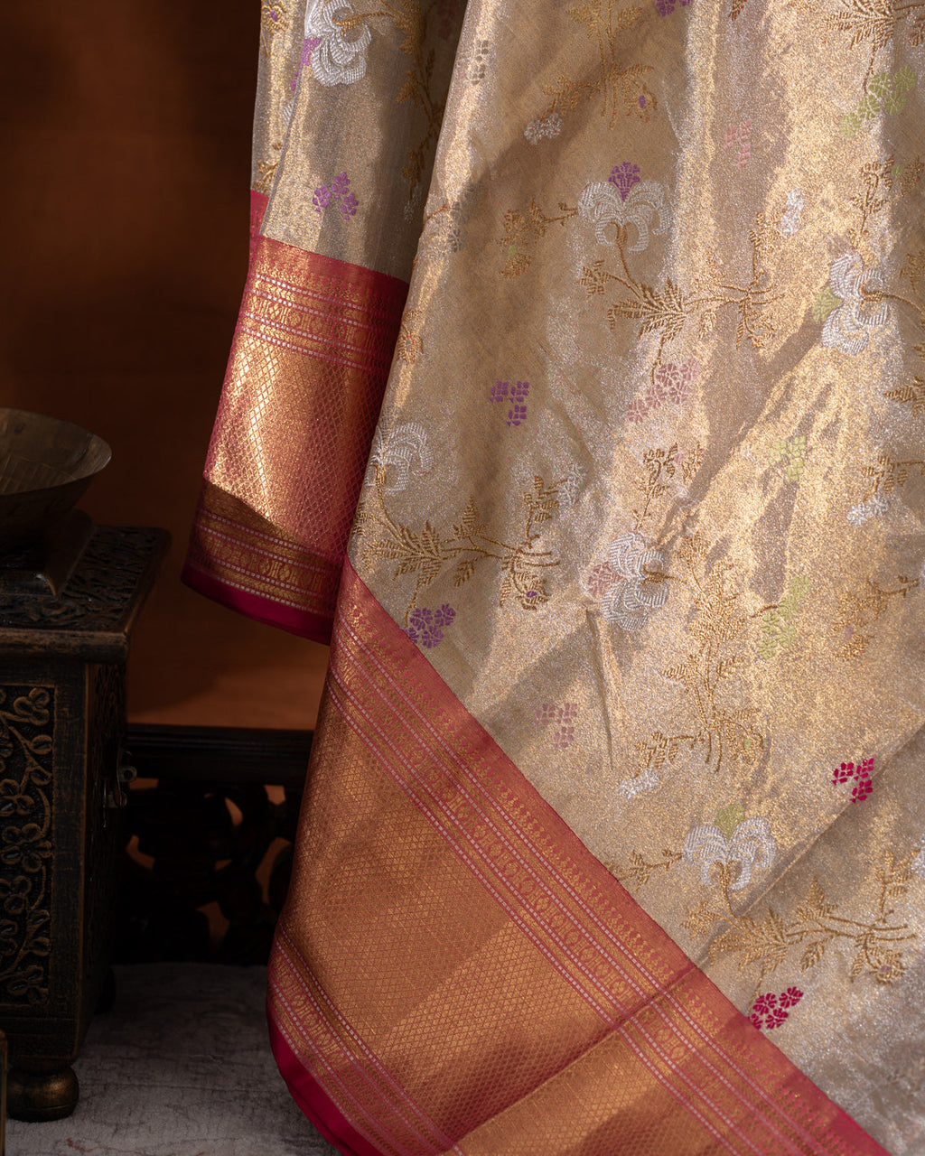 Gold - Pink Tissue Kanchipuram Silk Saree With Zari Weaves