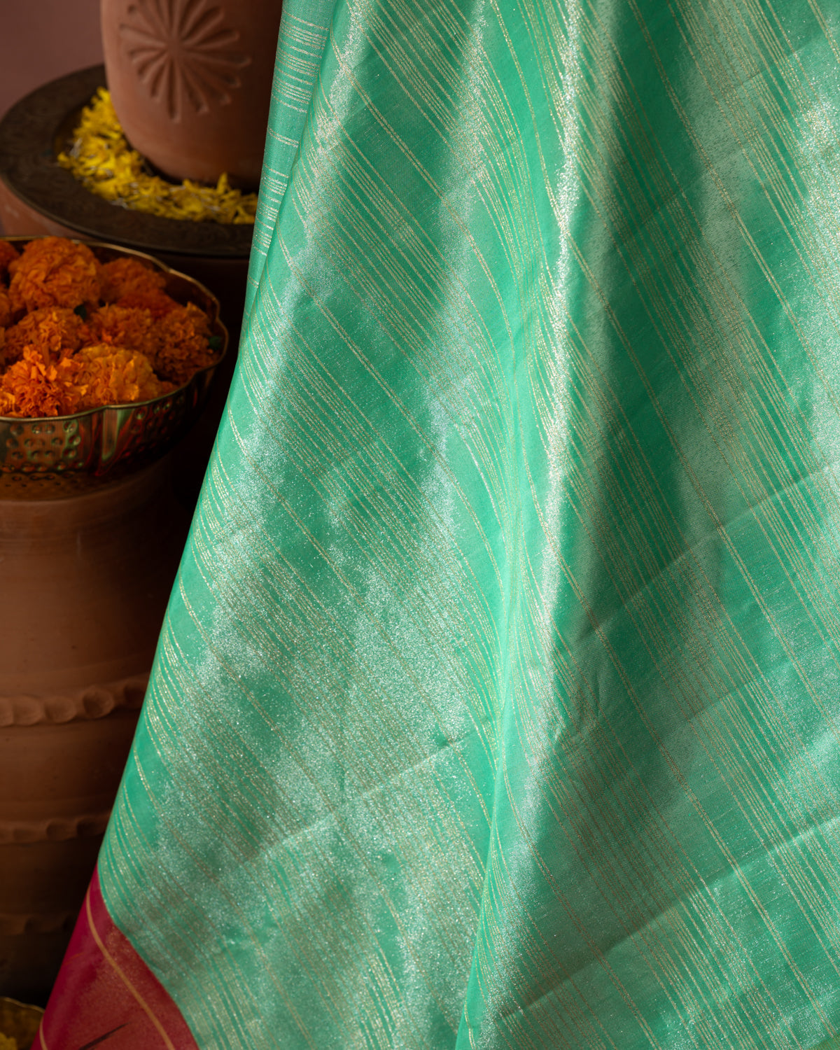 Teal - Pink Kanchipuram Silk Saree With Allover Zari Weaves