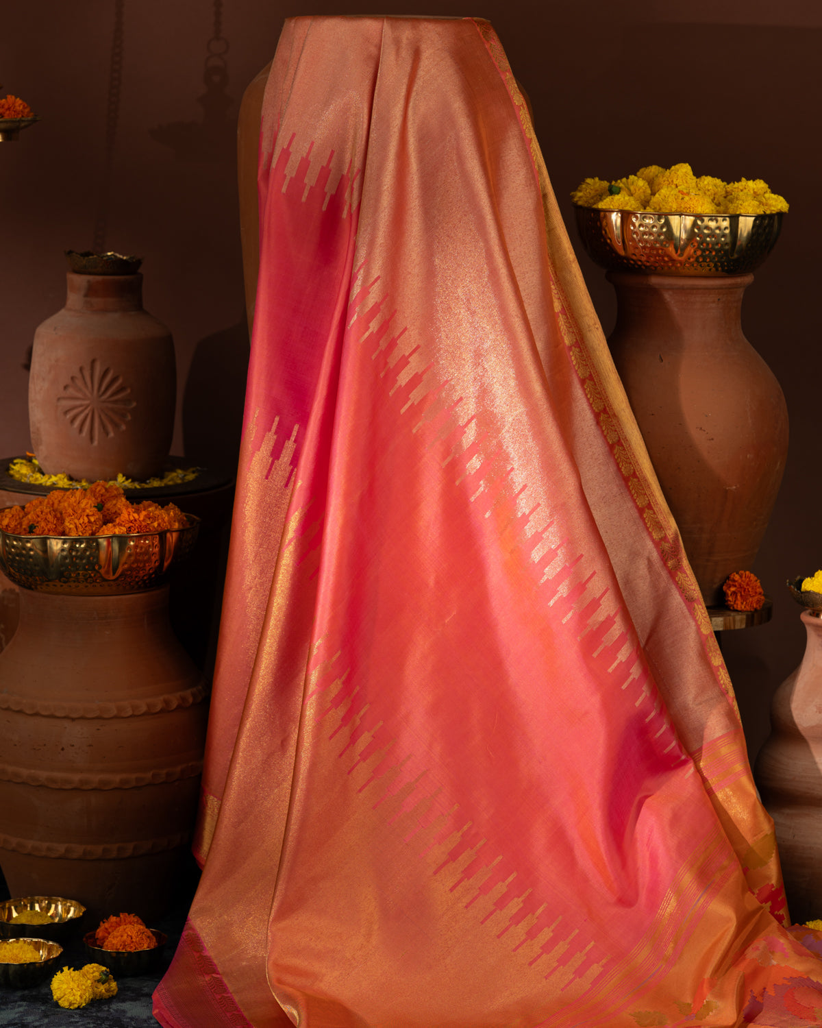 Dual Tone Pink Kanchipuram Silk Saree With Long Rich Temple Border