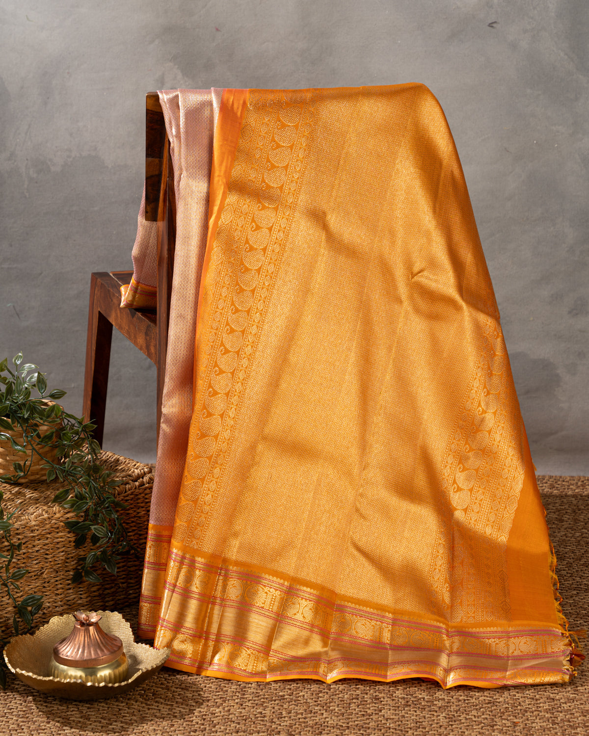 Baby Pink Tissue Kanchipuram Kora With Golden Zari Butta