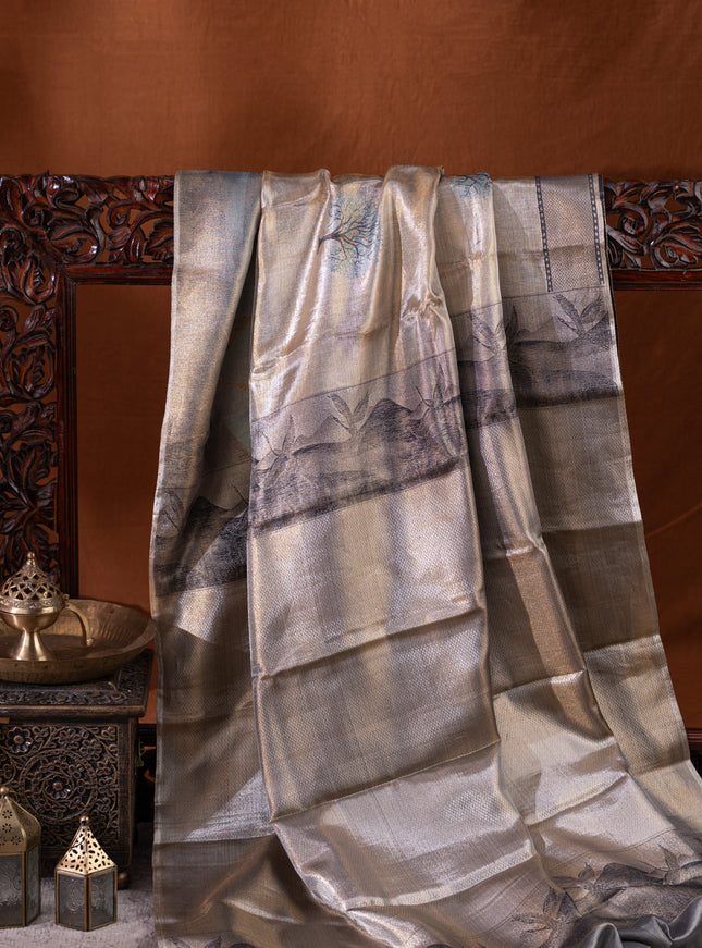 Light Gold Tissue Kanchipuram Silk Saree With Exclusive Electronic Jacquard Weaves