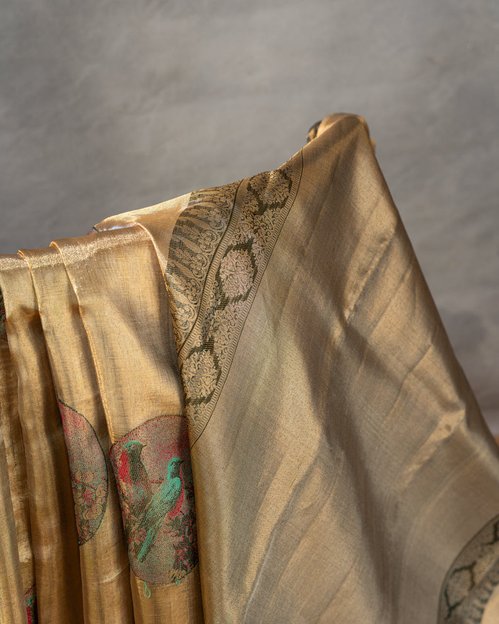 Golden Tissue Kanchipuram Silk Saree With Exclusive Electronic Jacquard Weaves