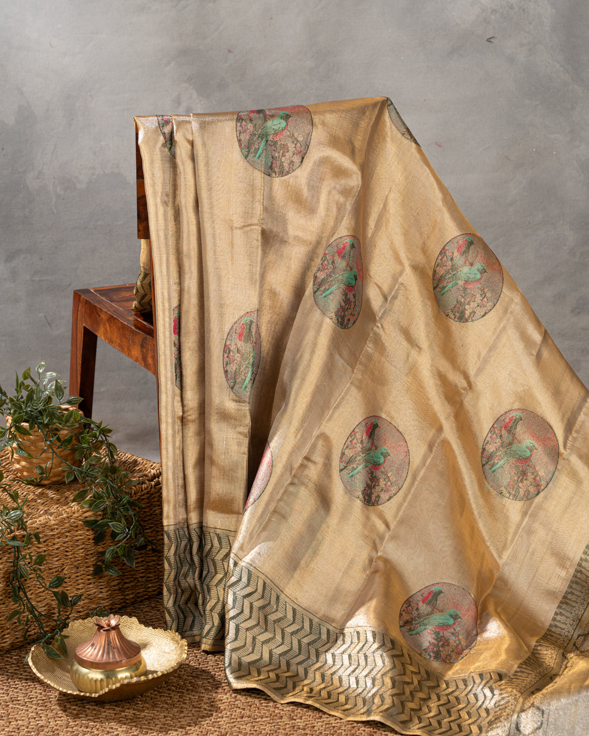 Golden Tissue Kanchipuram Silk Saree With Exclusive Electronic Jacquard Weaves