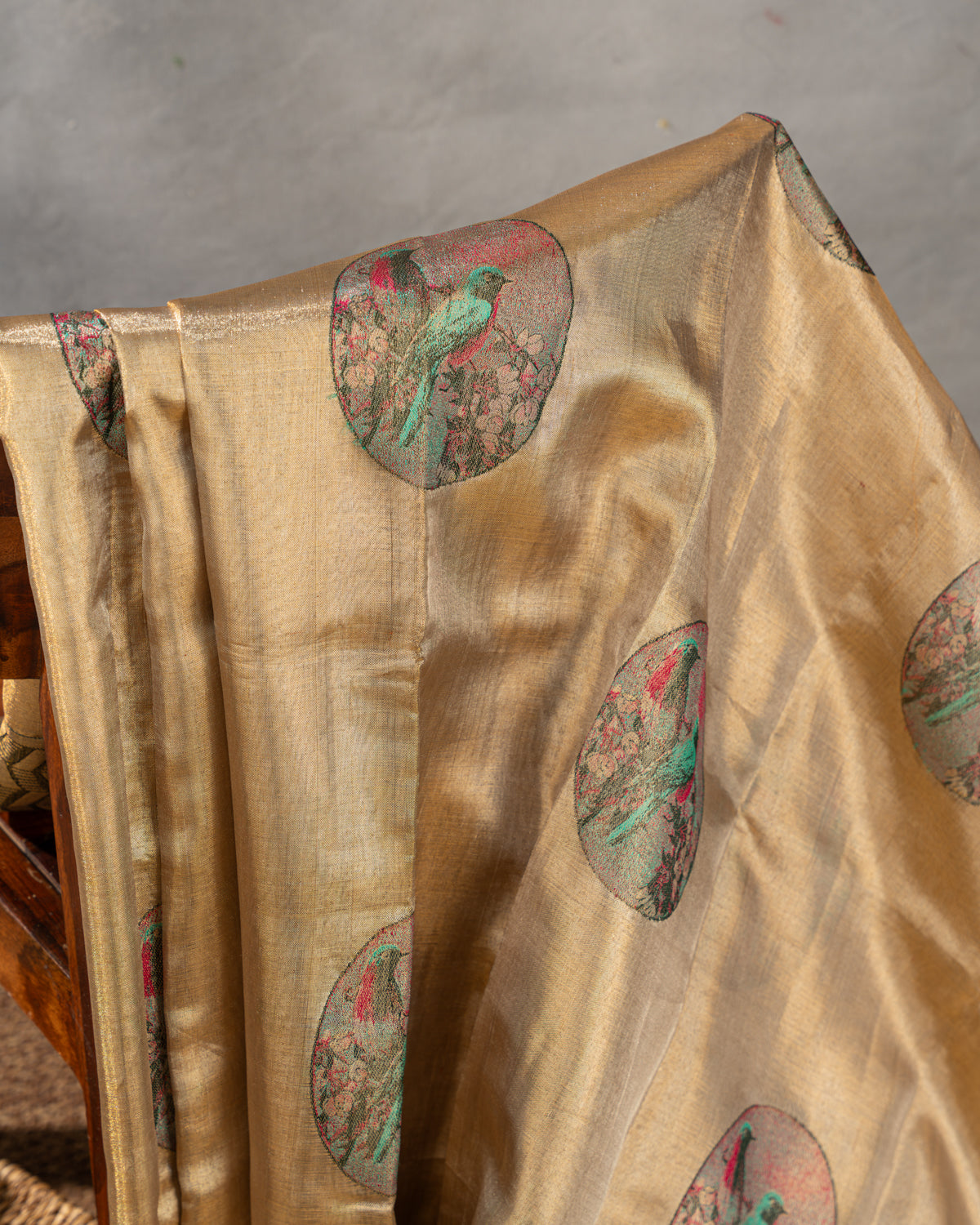 Golden Tissue Kanchipuram Silk Saree With Exclusive Electronic Jacquard Weaves