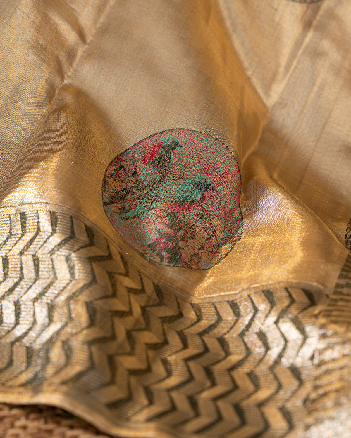 Golden Tissue Kanchipuram Silk Saree With Exclusive Electronic Jacquard Weaves
