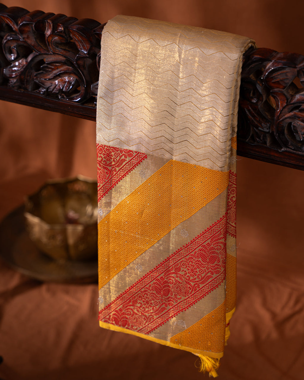 Golden Tissue Kanchipuram Silk Saree With Zari Weaves