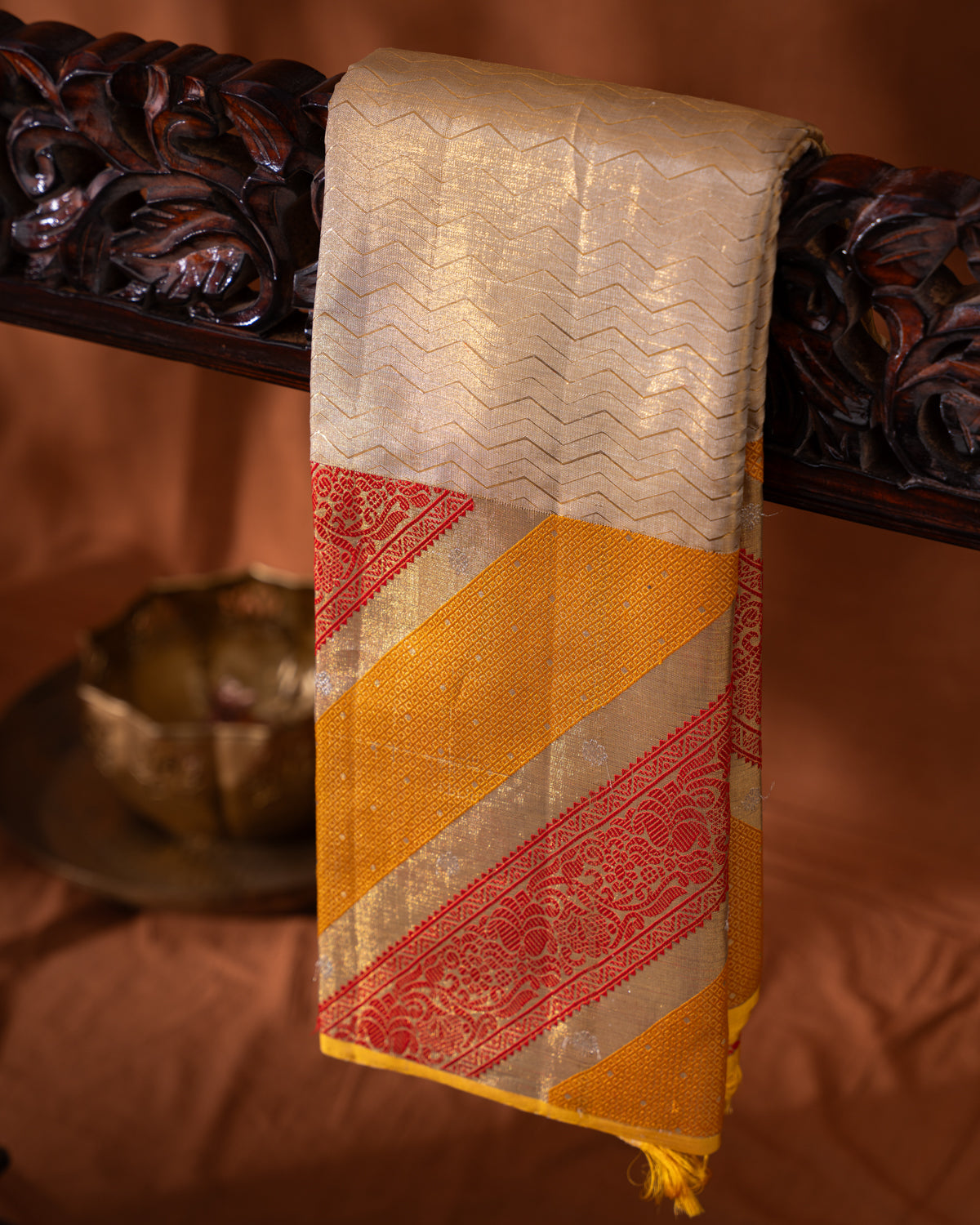 Golden Tissue Kanchipuram Silk Saree With Zari Weaves