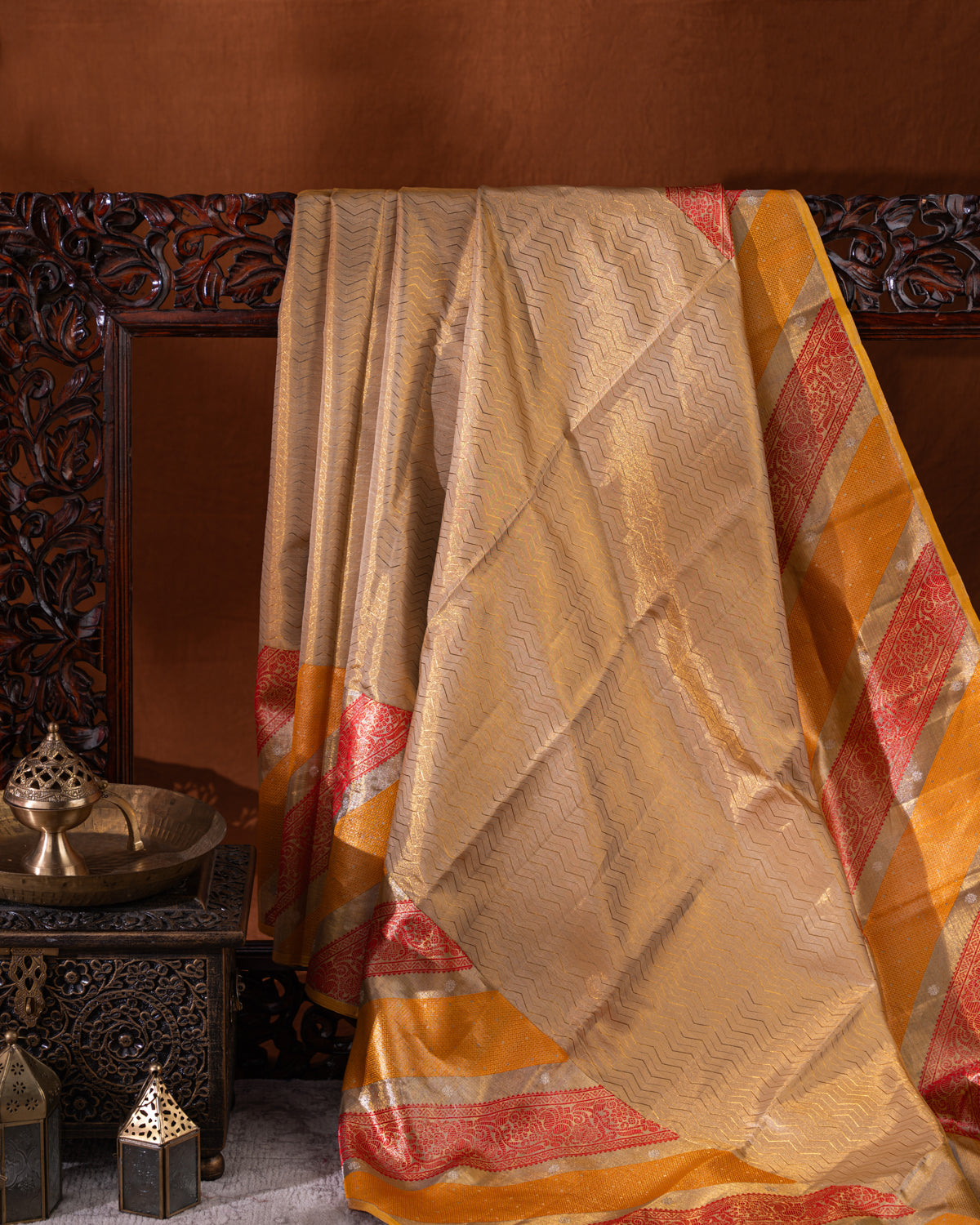 Golden Tissue Kanchipuram Silk Saree With Zari Weaves