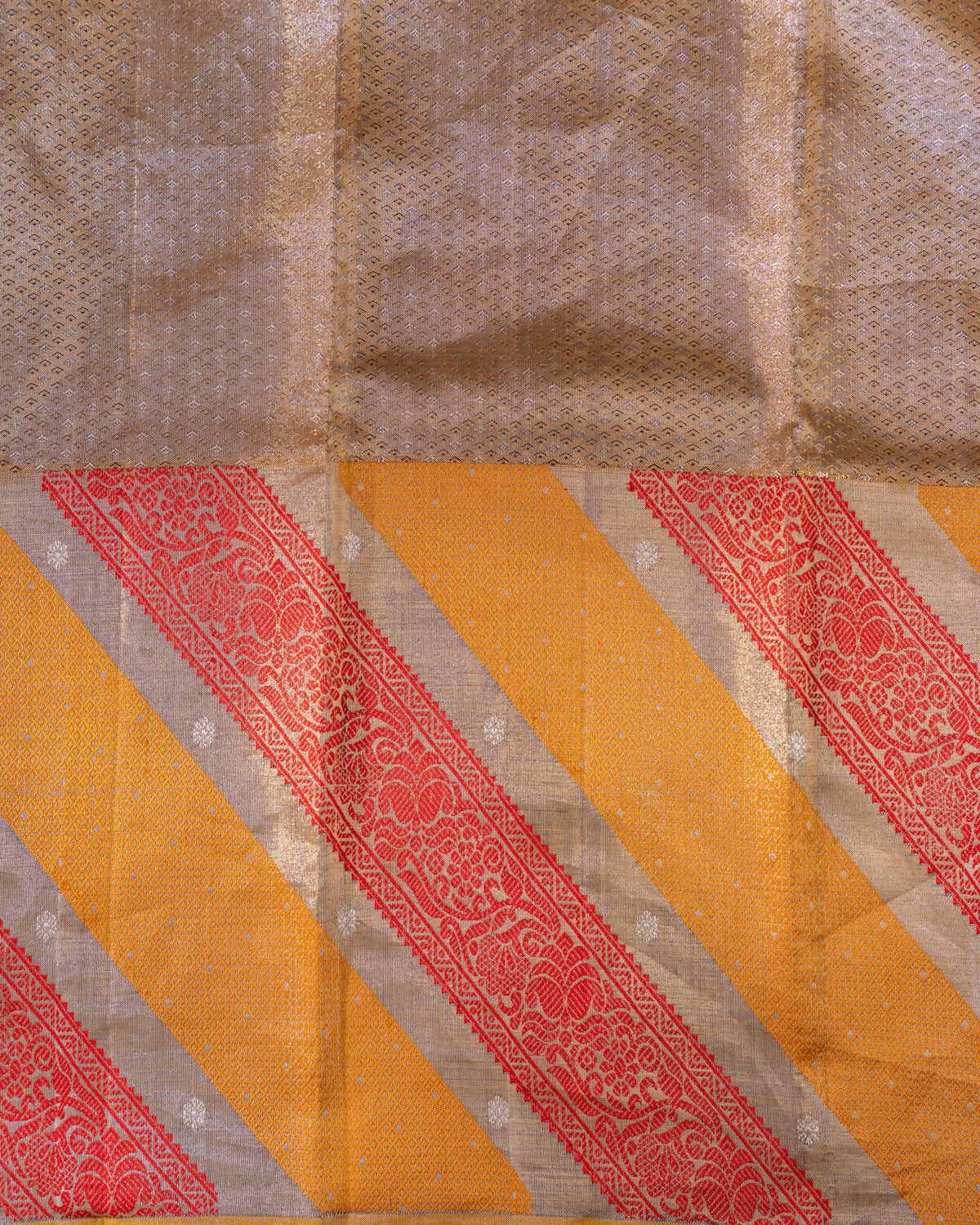 Golden Tissue Kanchipuram Silk Saree With Zari Weaves
