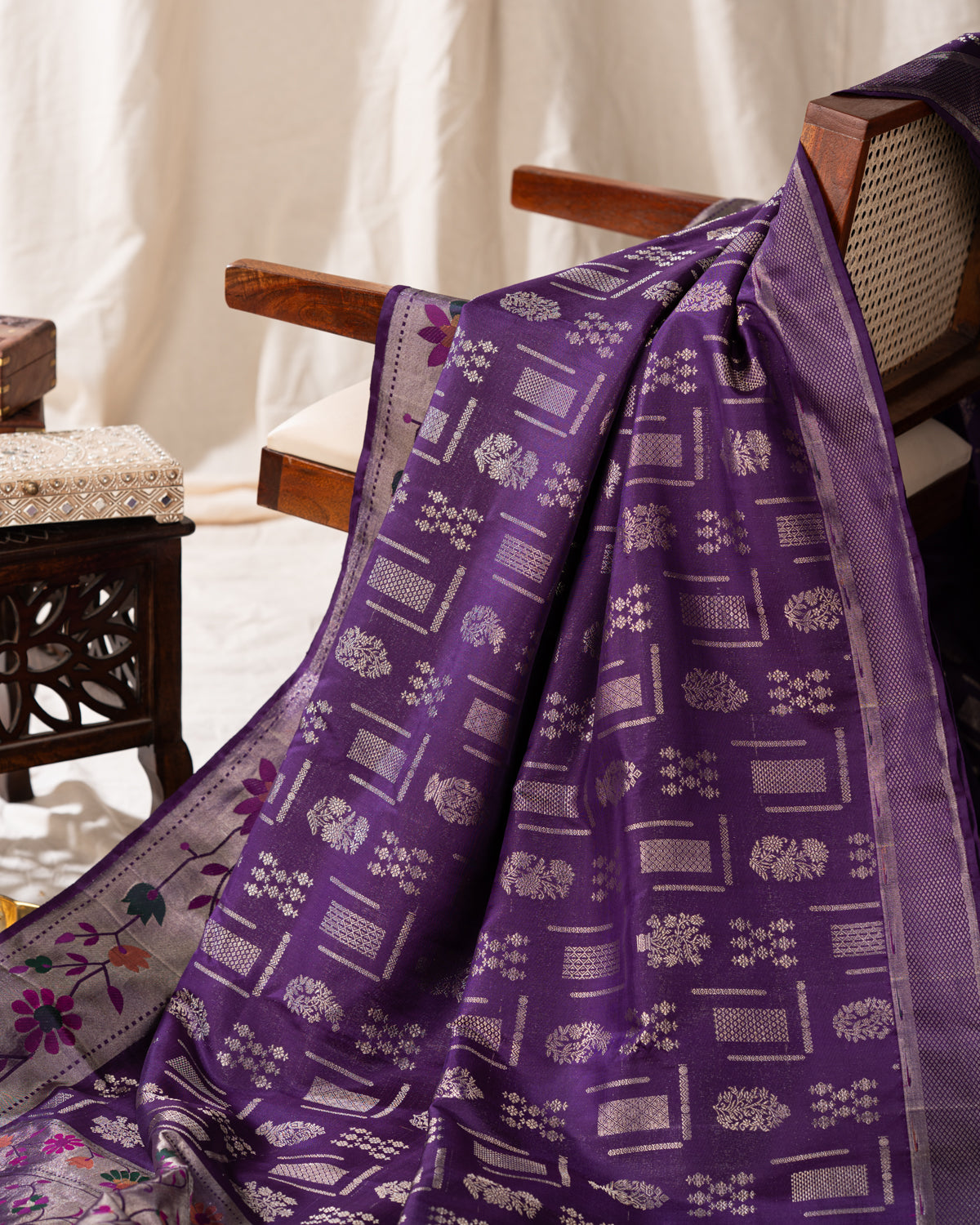 Violet Kanchipuram Silk Saree With Zari Weaves