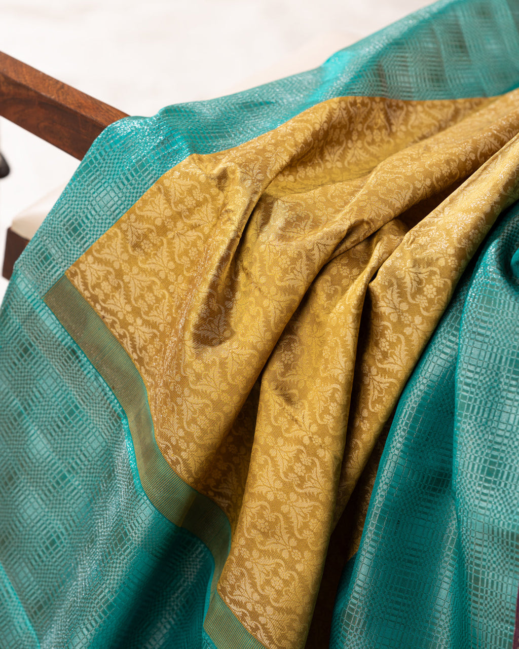 Mehendi Green Tissue Kanchipuram Silk Saree With Zari Weaves And Contrast Border
