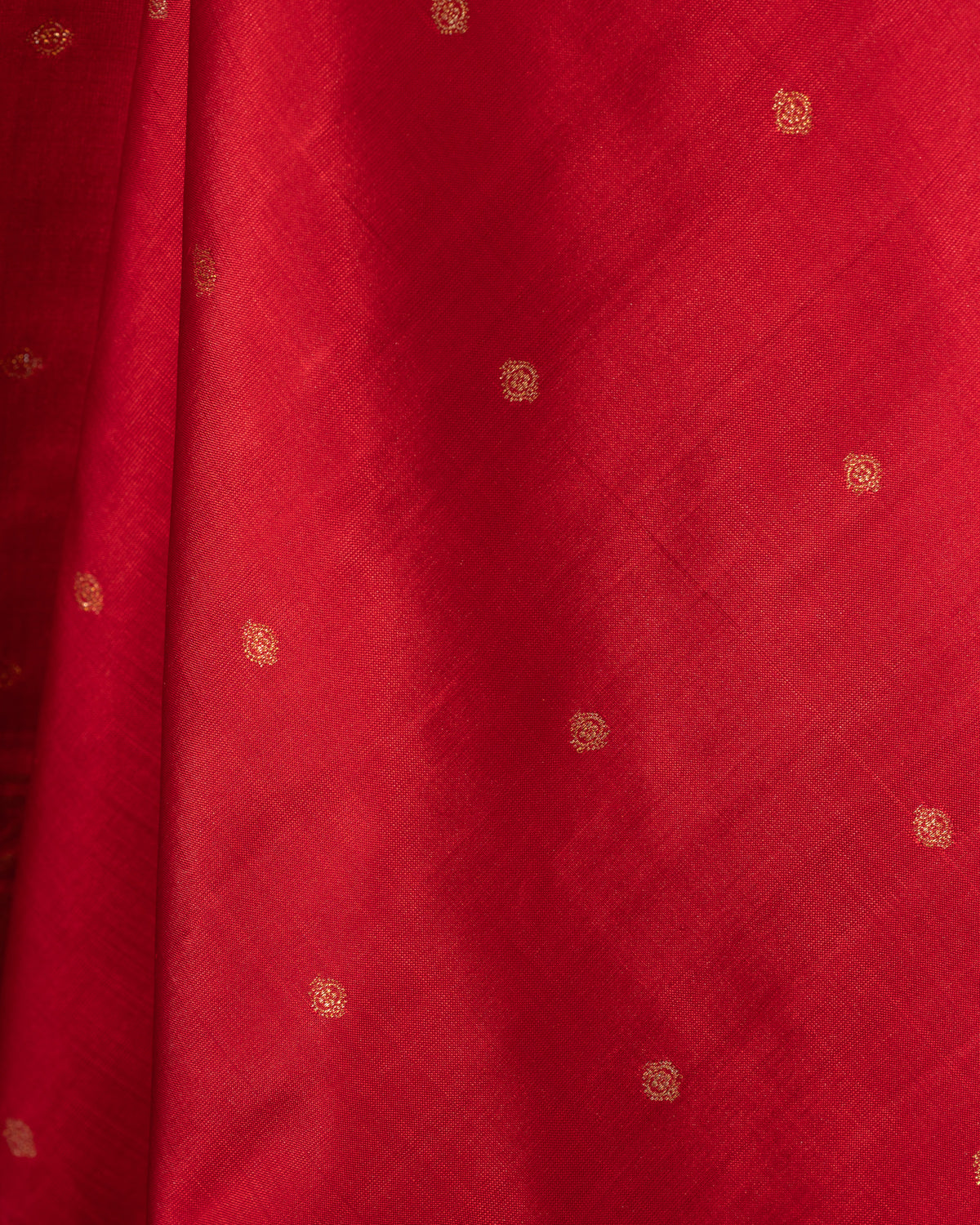 Red Kanchipuram Silk Saree With Floral Motif Pallu