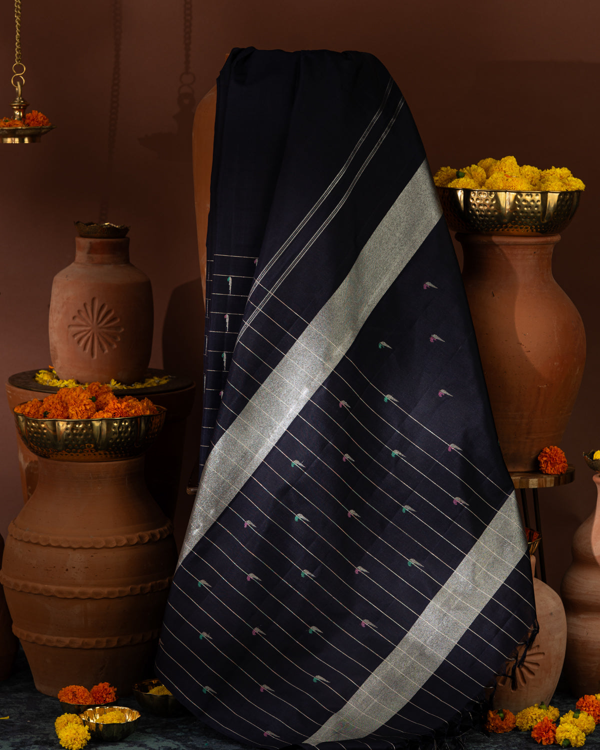 Navy Blue Kanchipuram Silk Saree With Muniya Butta Style