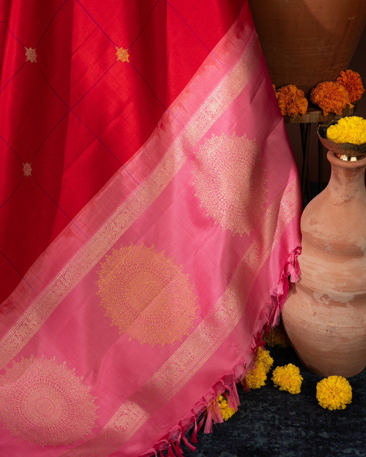 Red & Pink Kanchipuram Silk Saree With Checks & Buttas