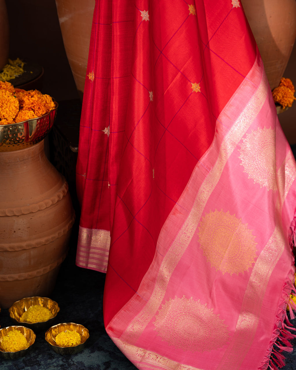 Red & Pink Kanchipuram Silk Saree With Checks & Buttas
