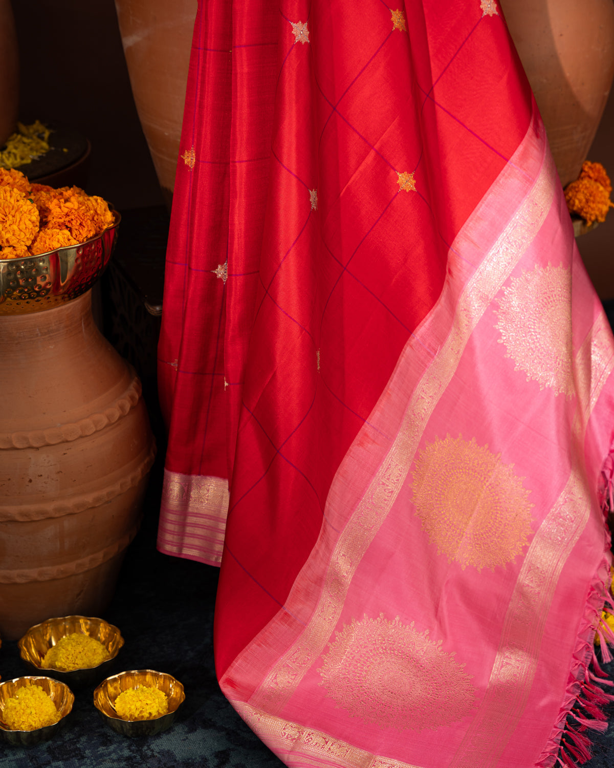 Red & Pink Kanchipuram Silk Saree With Checks & Buttas