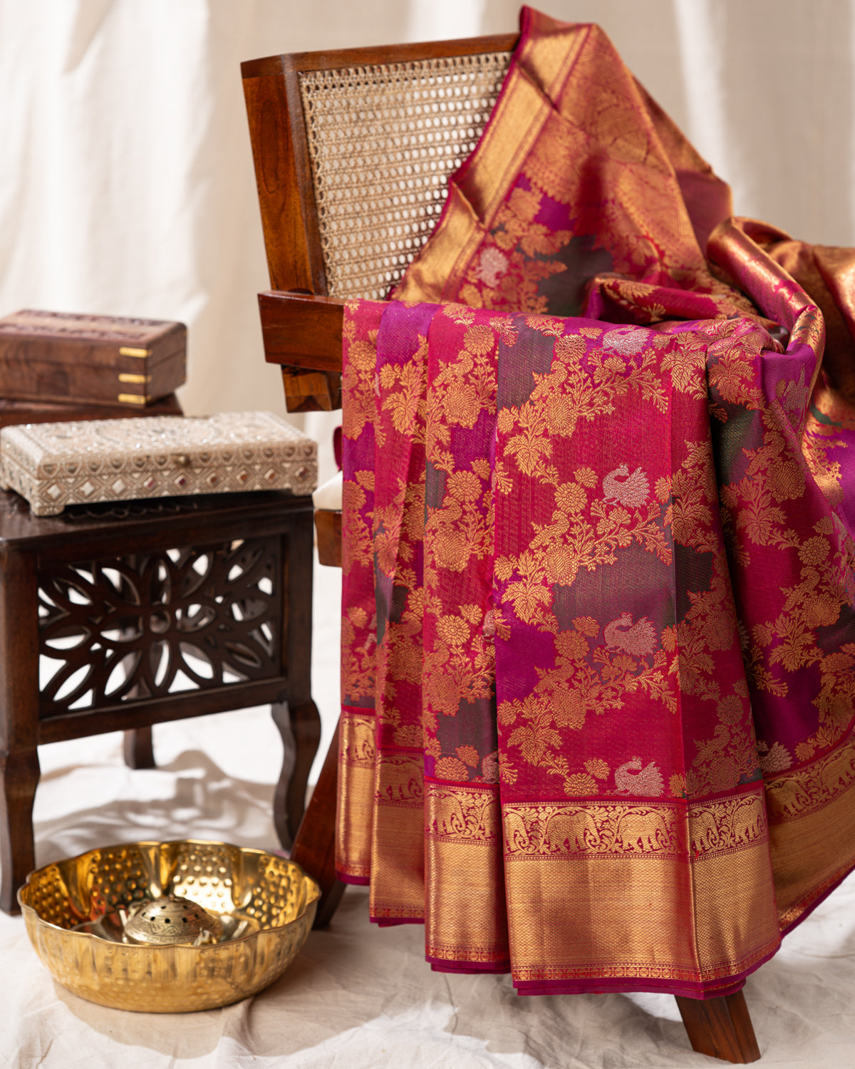 Pink Kanchipuram Silk Saree With Zari Weaves