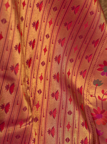 Light Pink Kanchipuram Silk Saree With Zari Weaves & Contrast Border