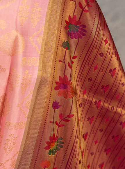 Light Pink Kanchipuram Silk Saree With Zari Weaves & Contrast Border