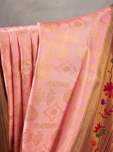 Light Pink Kanchipuram Silk Saree With Zari Weaves & Contrast Border