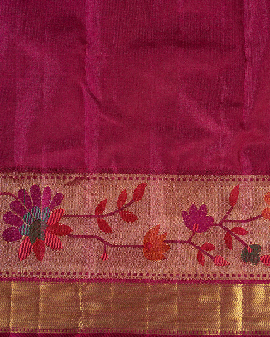 Light Pink Kanchipuram Silk Saree With Zari Weaves & Contrast Border
