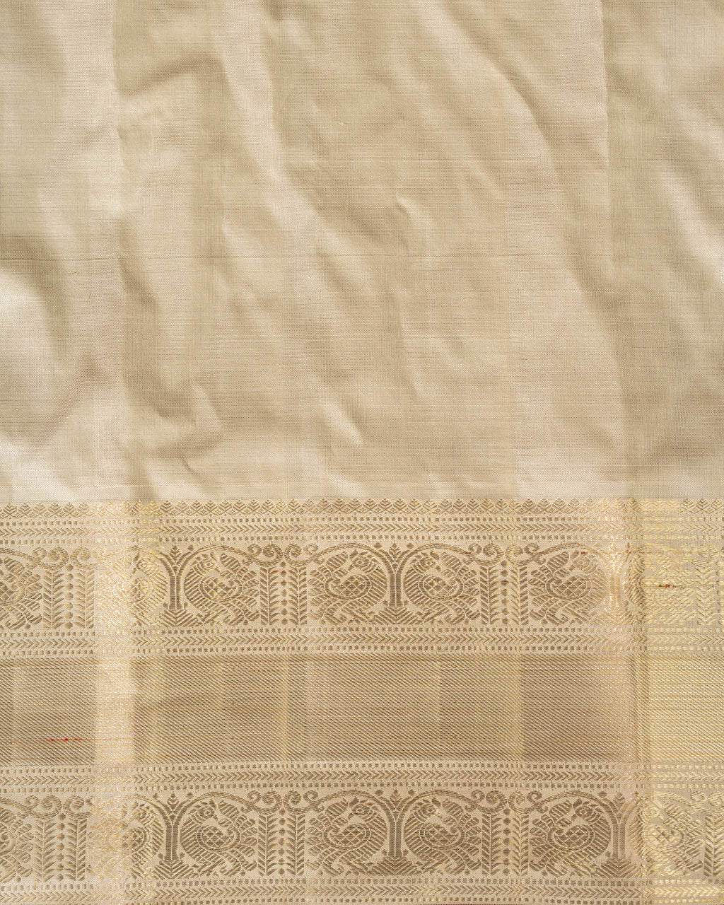 Yellow & Beige Kanchipuram Silk Saree With Thread & Zari Weave