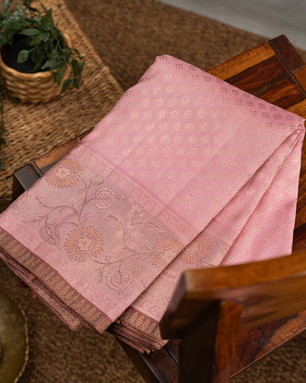Light Pink Kanchipuram Silk Saree With Brocade Weaves