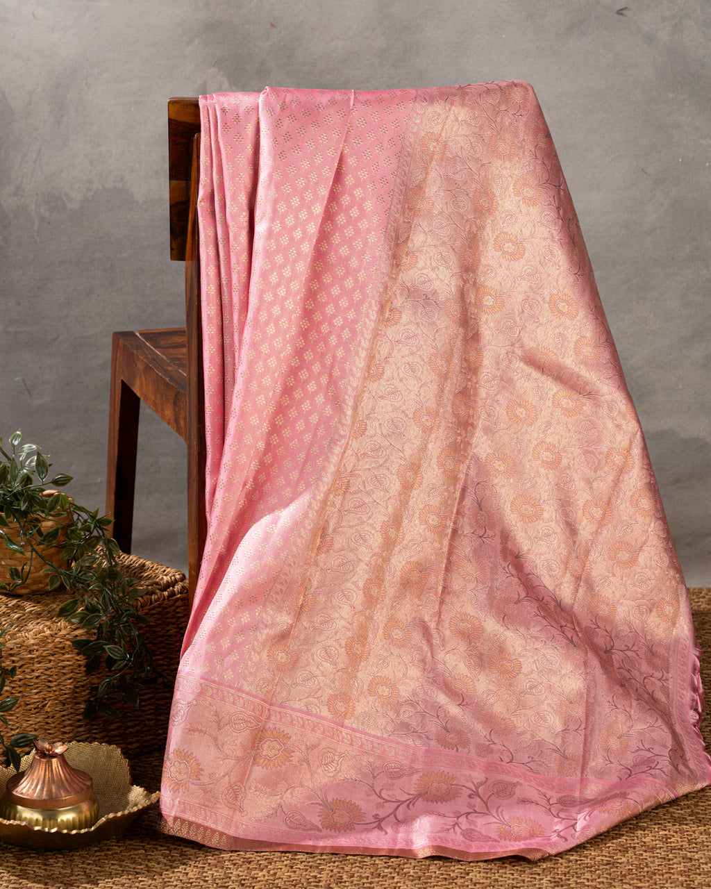 Light Pink Kanchipuram Silk Saree With Brocade Weaves