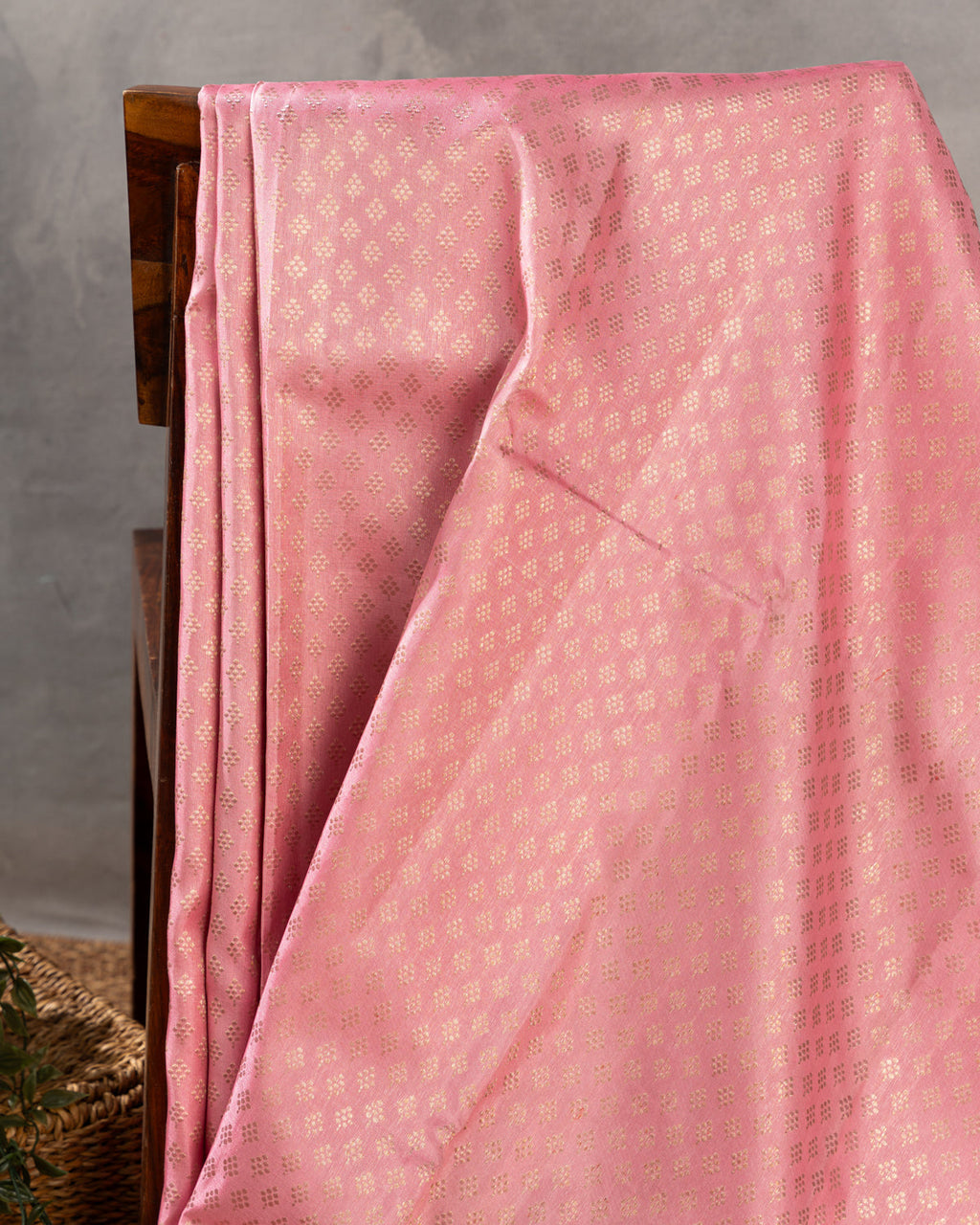Light Pink Kanchipuram Silk Saree With Brocade Weaves