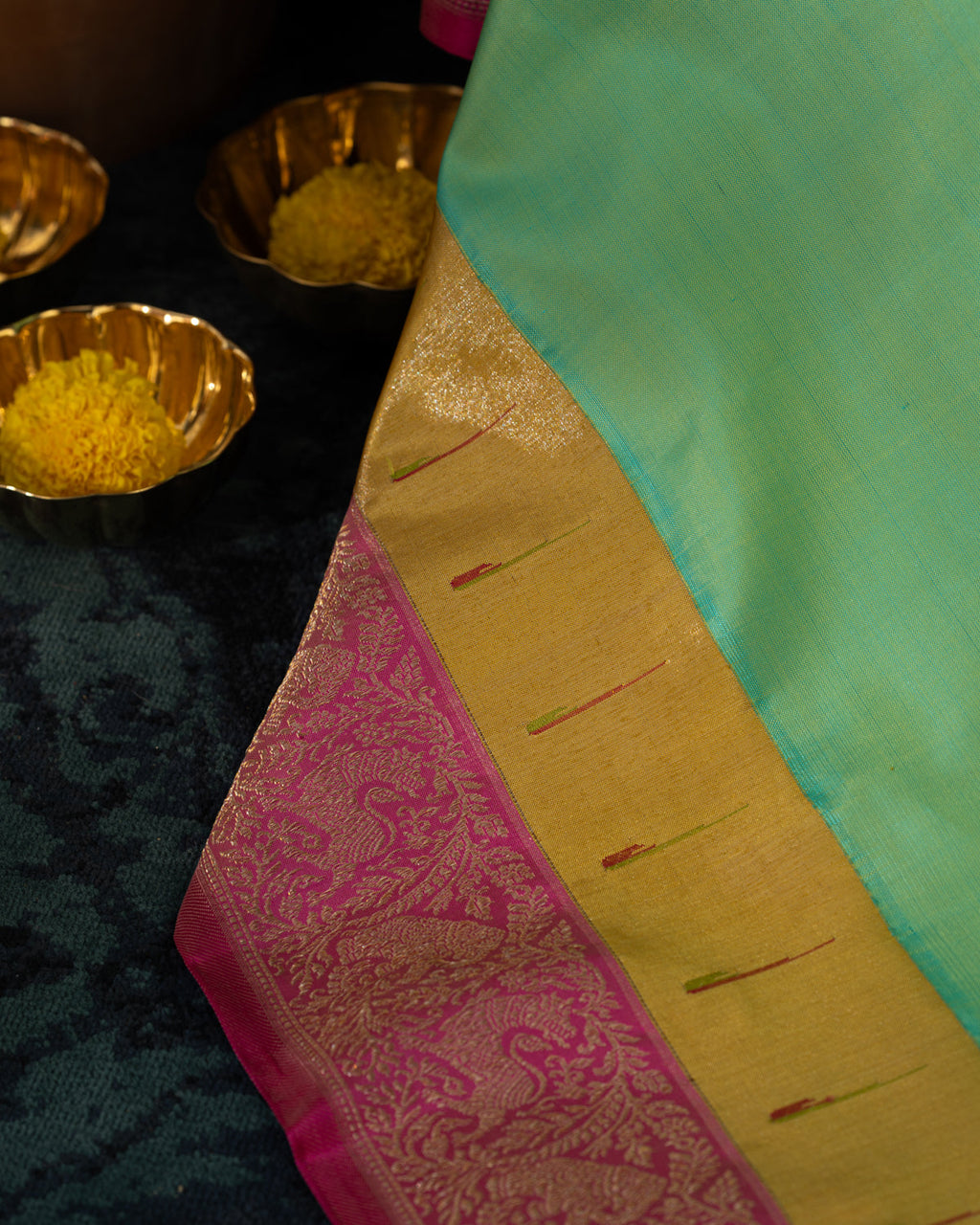 Dual Tone Teal Kanchipuram Silk Saree With Double Colour Rich Muniya Butta Border