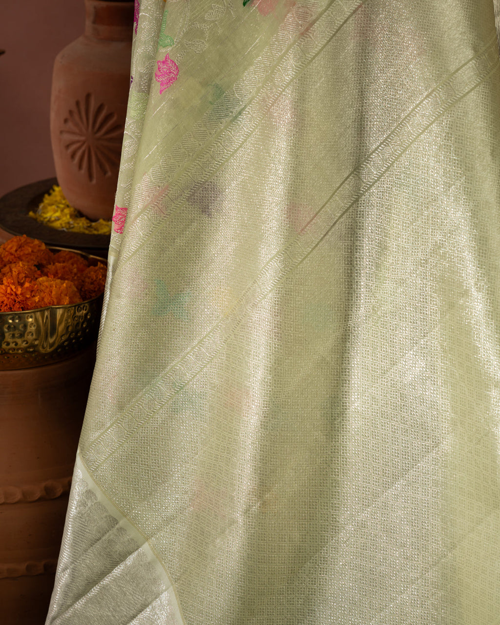 Pastel Green Kanchipuram Kora Silk With Minakari Jaal Weaves