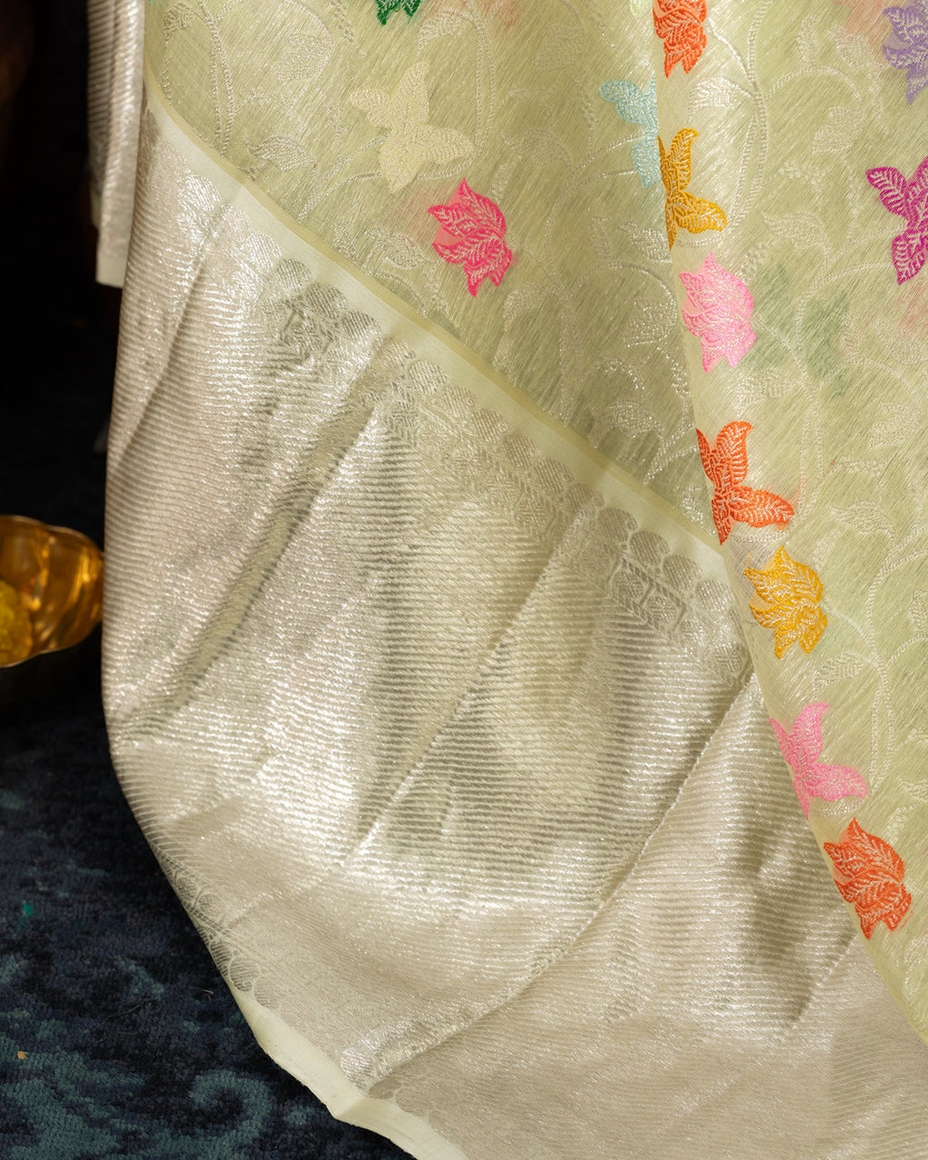 Pastel Green Kanchipuram Kora Silk With Minakari Jaal Weaves