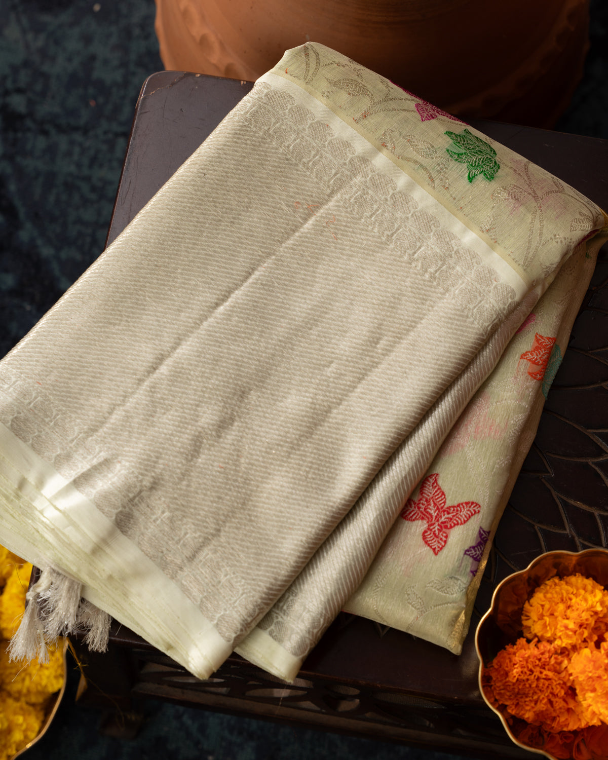 Pastel Green Kanchipuram Kora Silk With Minakari Jaal Weaves