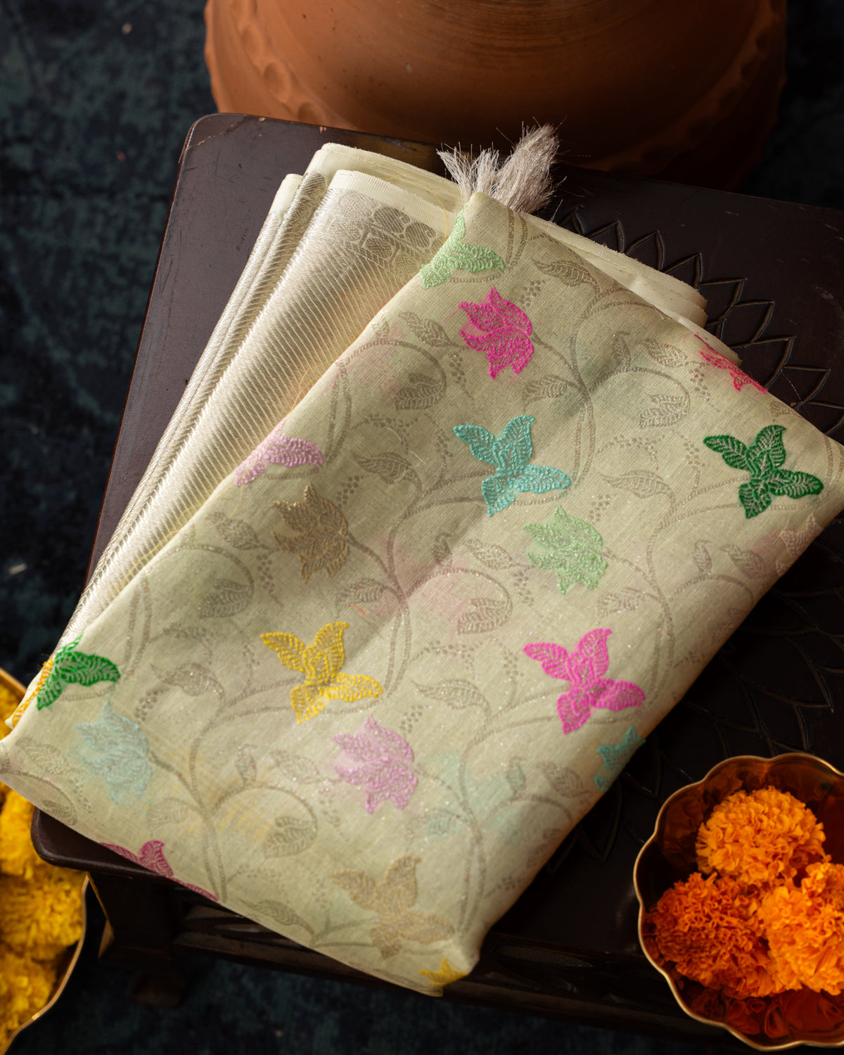Pastel Green Kanchipuram Kora Silk With Minakari Jaal Weaves
