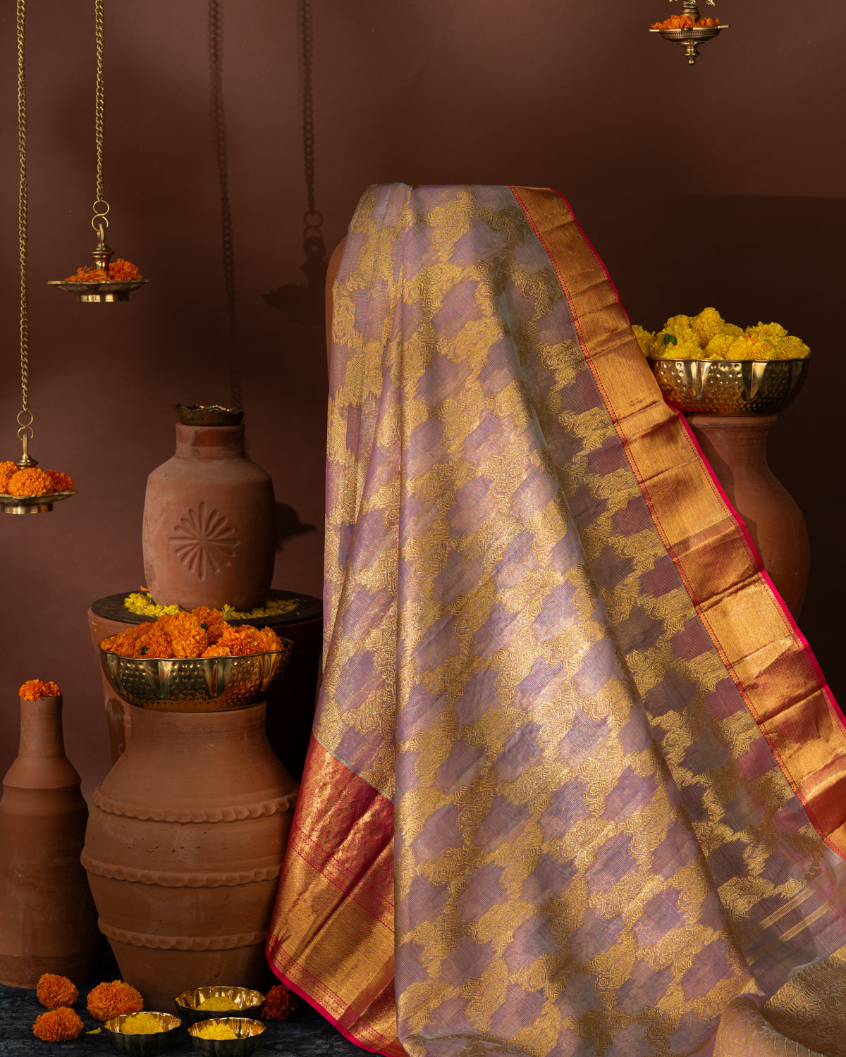 Lavender & Pink Kanchipuram Kora Silk Saree With Gold Zari Weaves