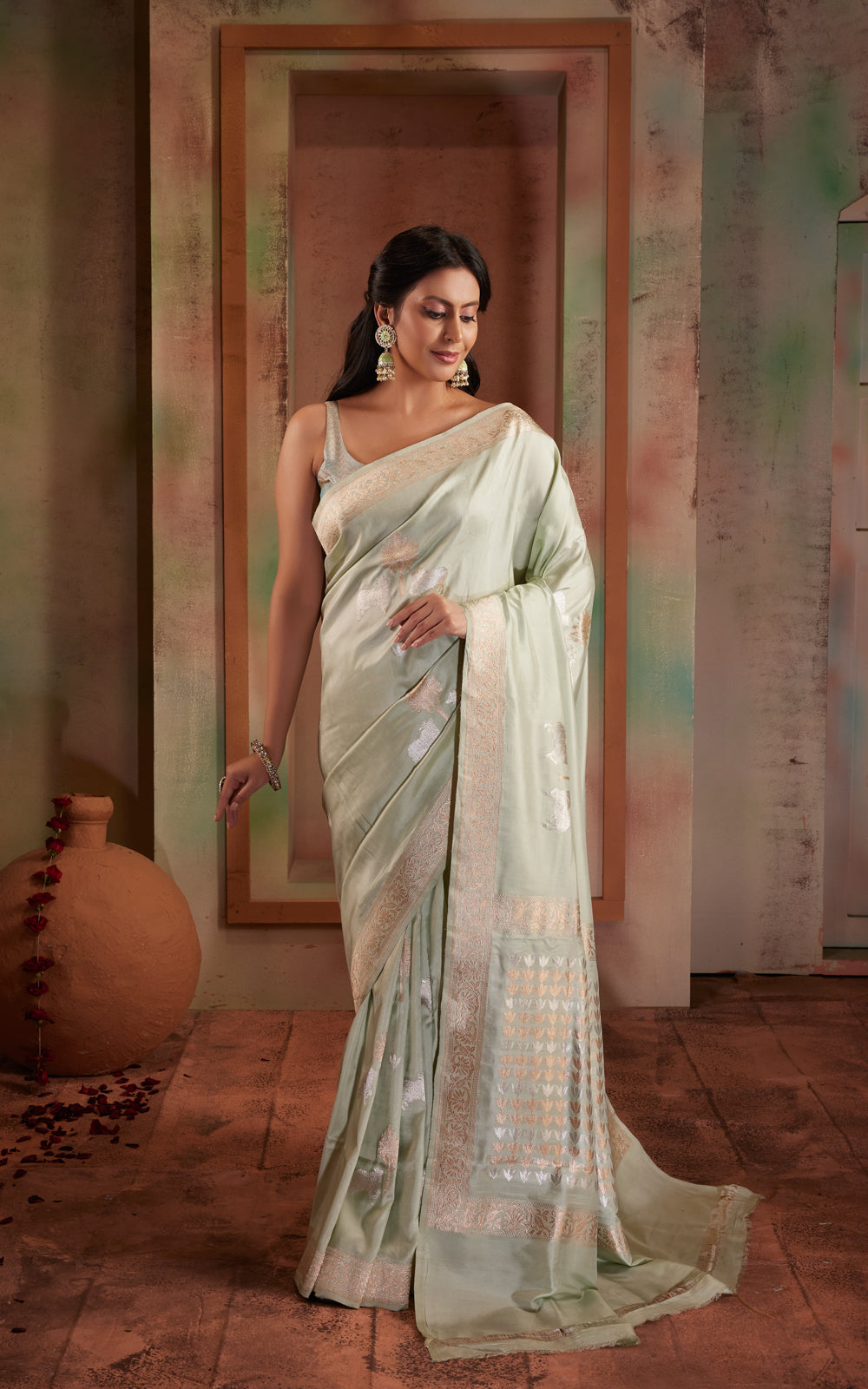 Pastel Green Banarasi Silk Saree With Kadhua Weaves