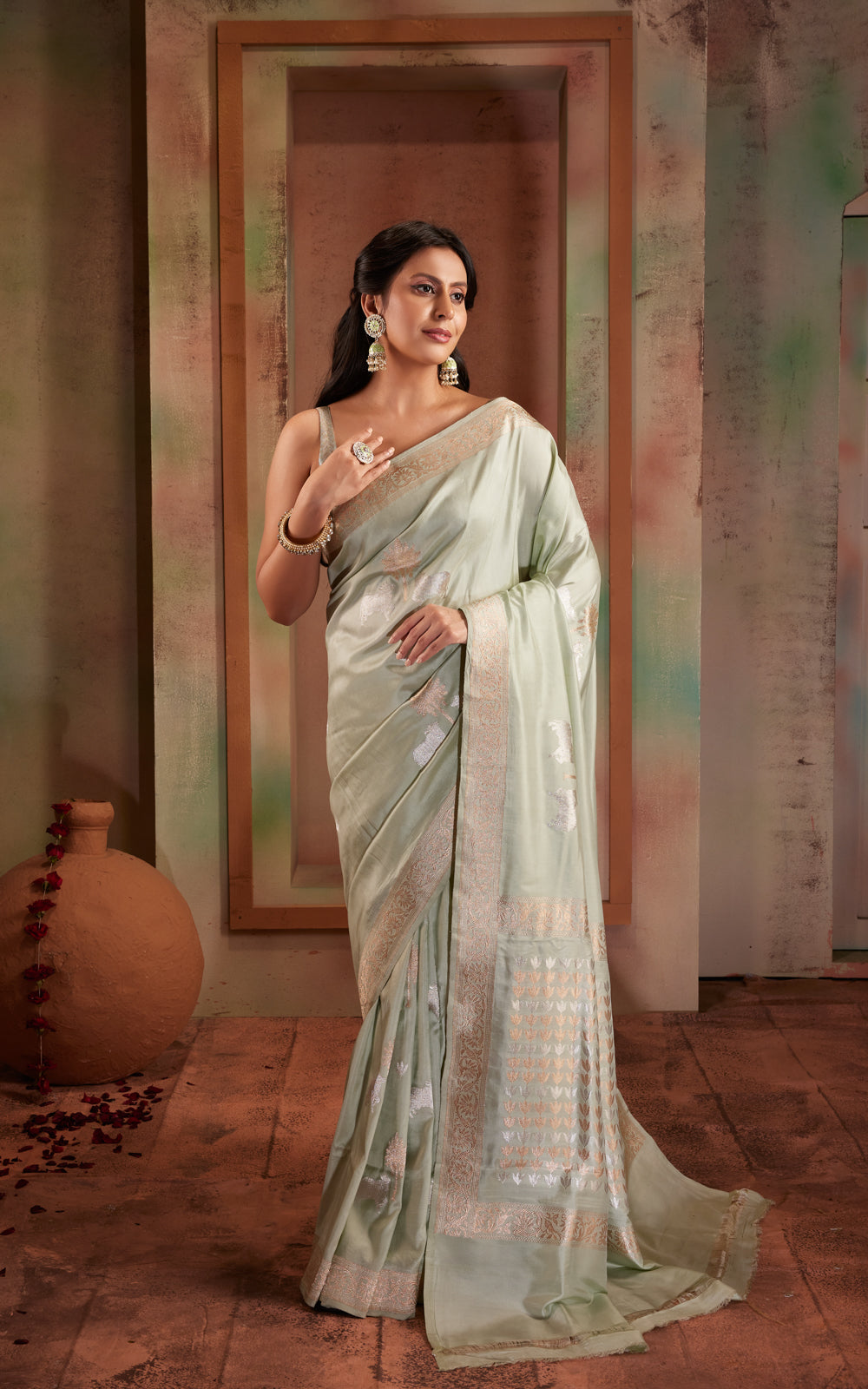 Pastel Green Banarasi Silk Saree With Kadhua Weaves