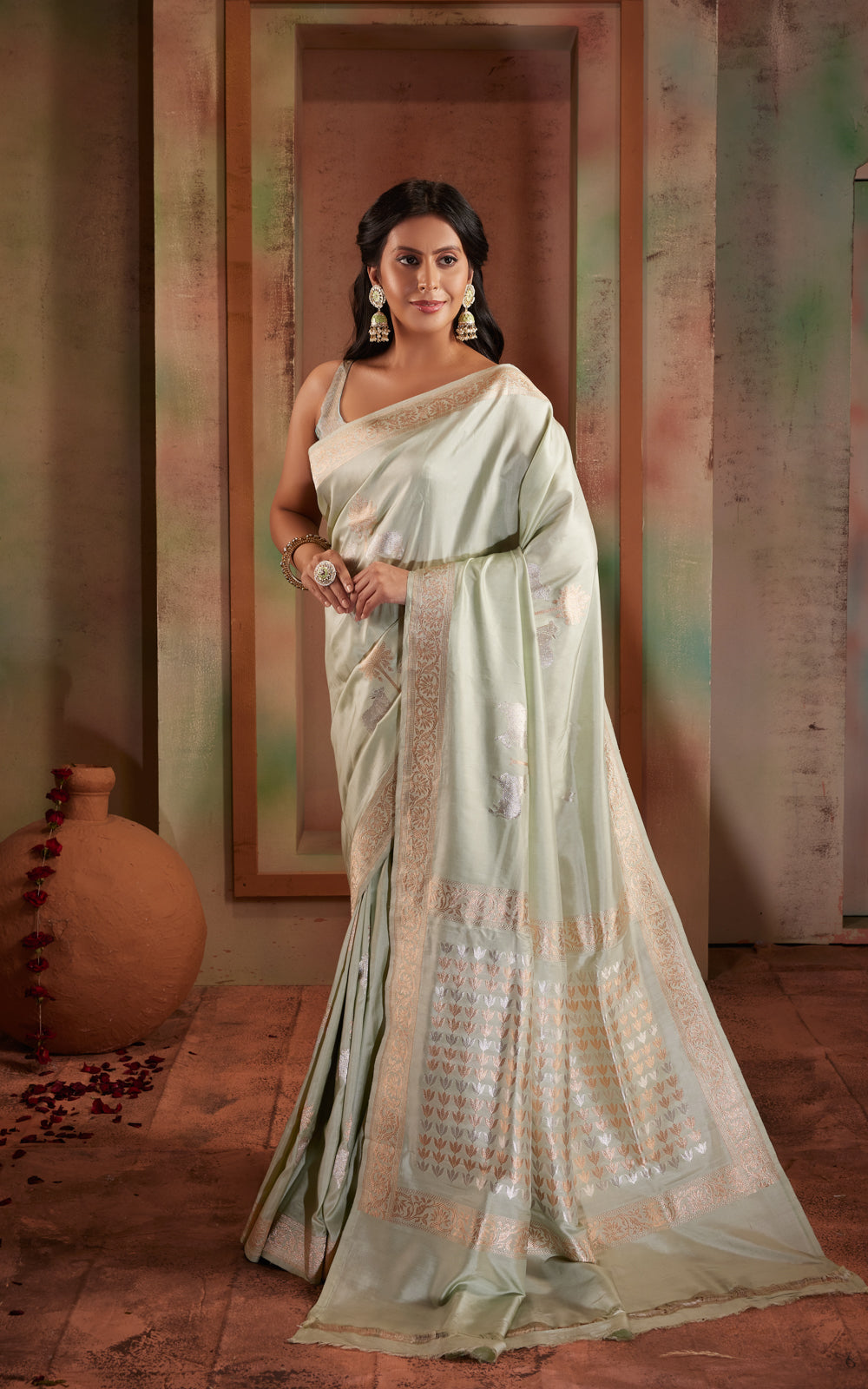 Pastel Green Banarasi Silk Saree With Kadhua Weaves
