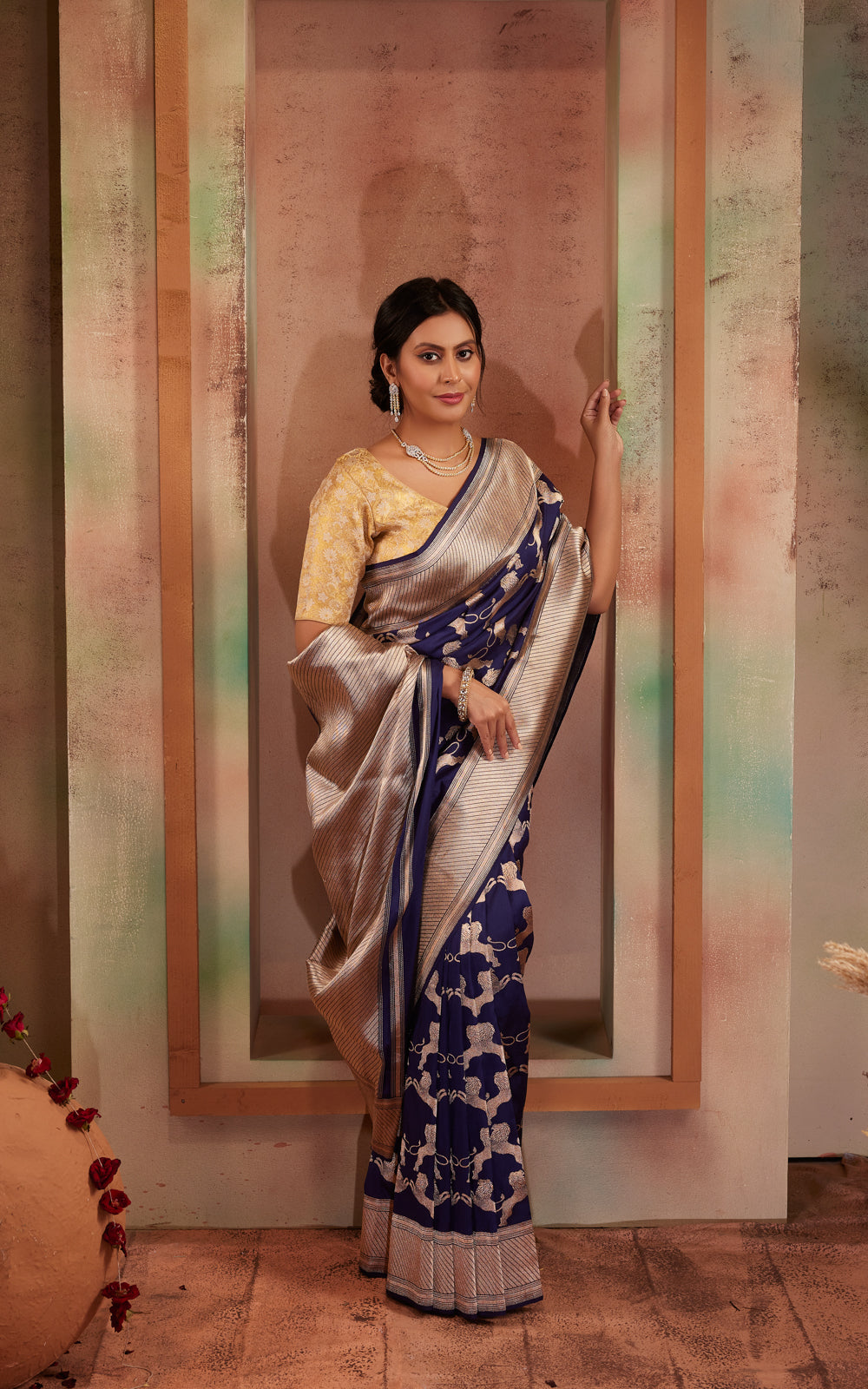 Navy Blue Banarasi Silk Saree With Kadhua Weaves