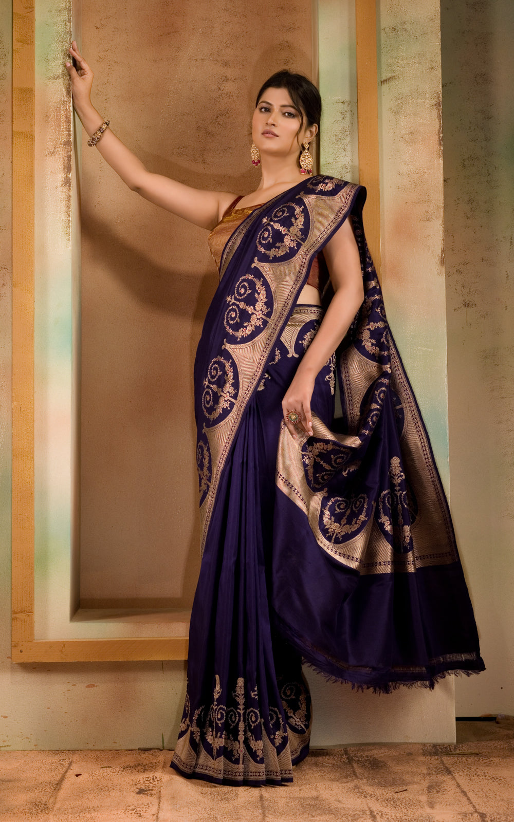 Blue Banarasi Silk Saree With Kadhua Weaves