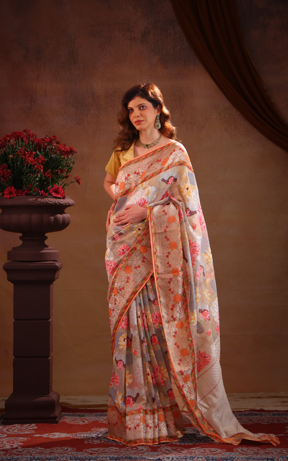 Pastel Grey Zari Kota Saree With Jamdani Weaves