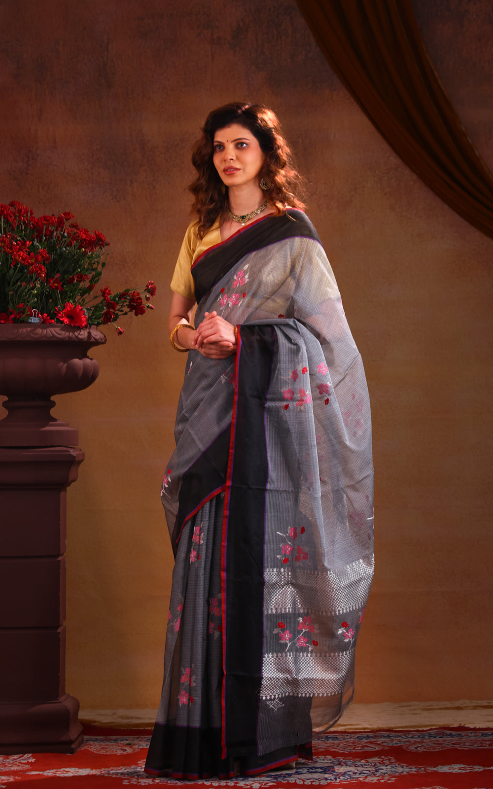 Grey & Black Zari Kota Saree With Jamdani Weaves