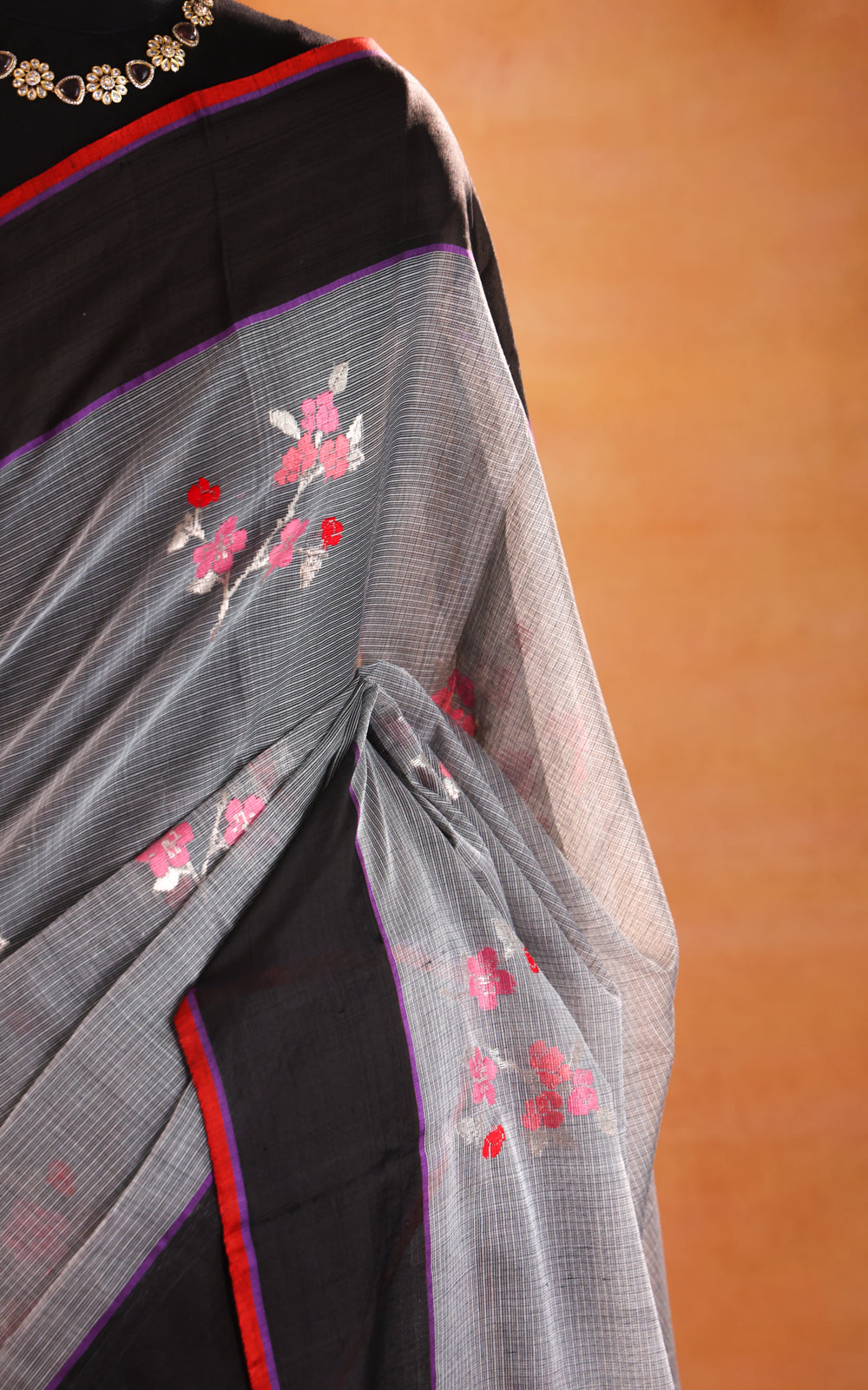 Grey & Black Zari Kota Saree With Jamdani Weaves