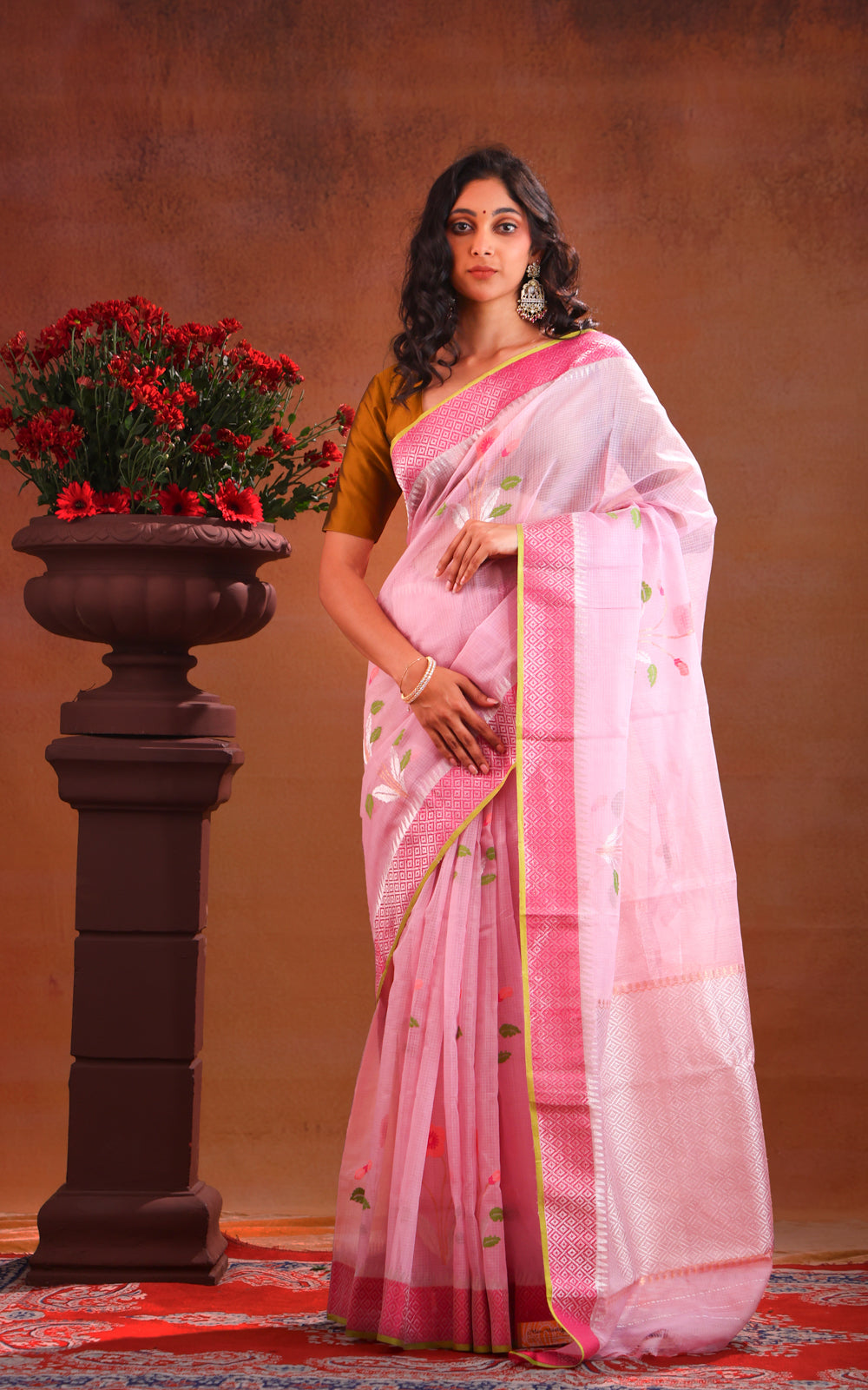 Baby Pink Zari Kota Saree With Jamdani Floral Motif