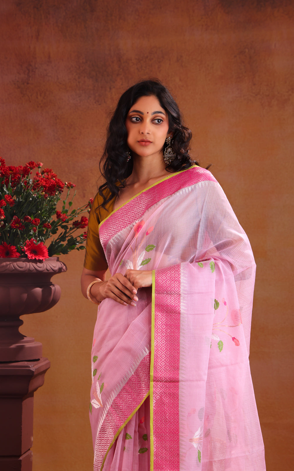 Baby Pink Zari Kota Saree With Jamdani Floral Motif
