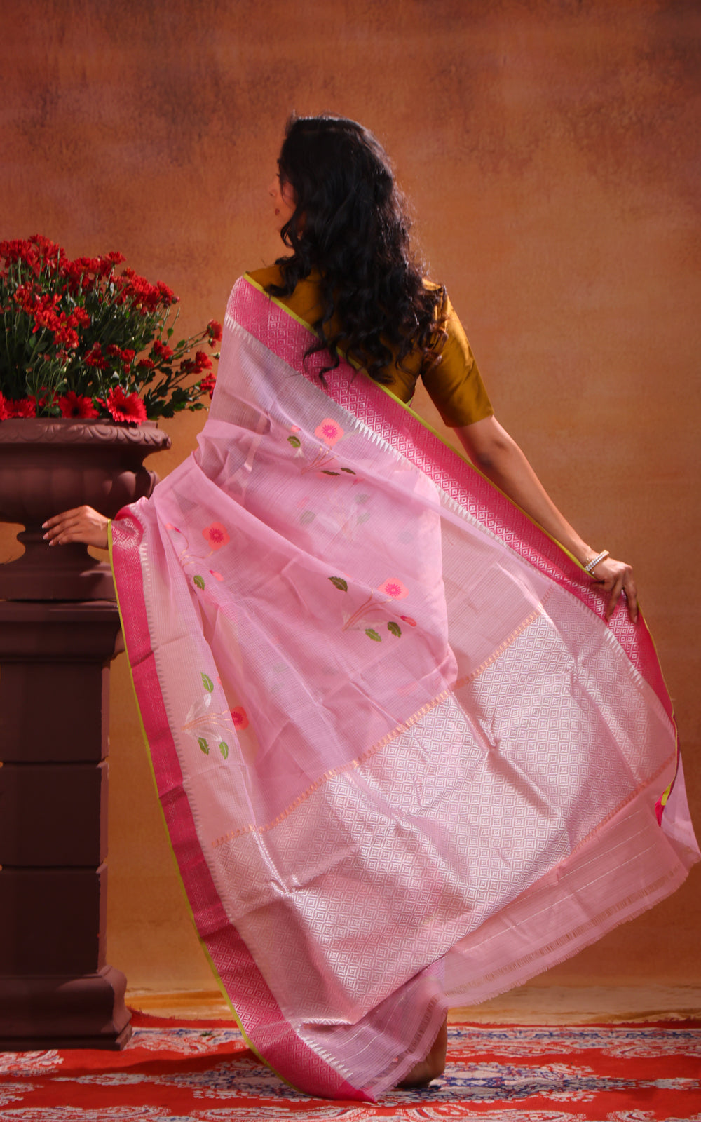 Baby Pink Zari Kota Saree With Jamdani Floral Motif