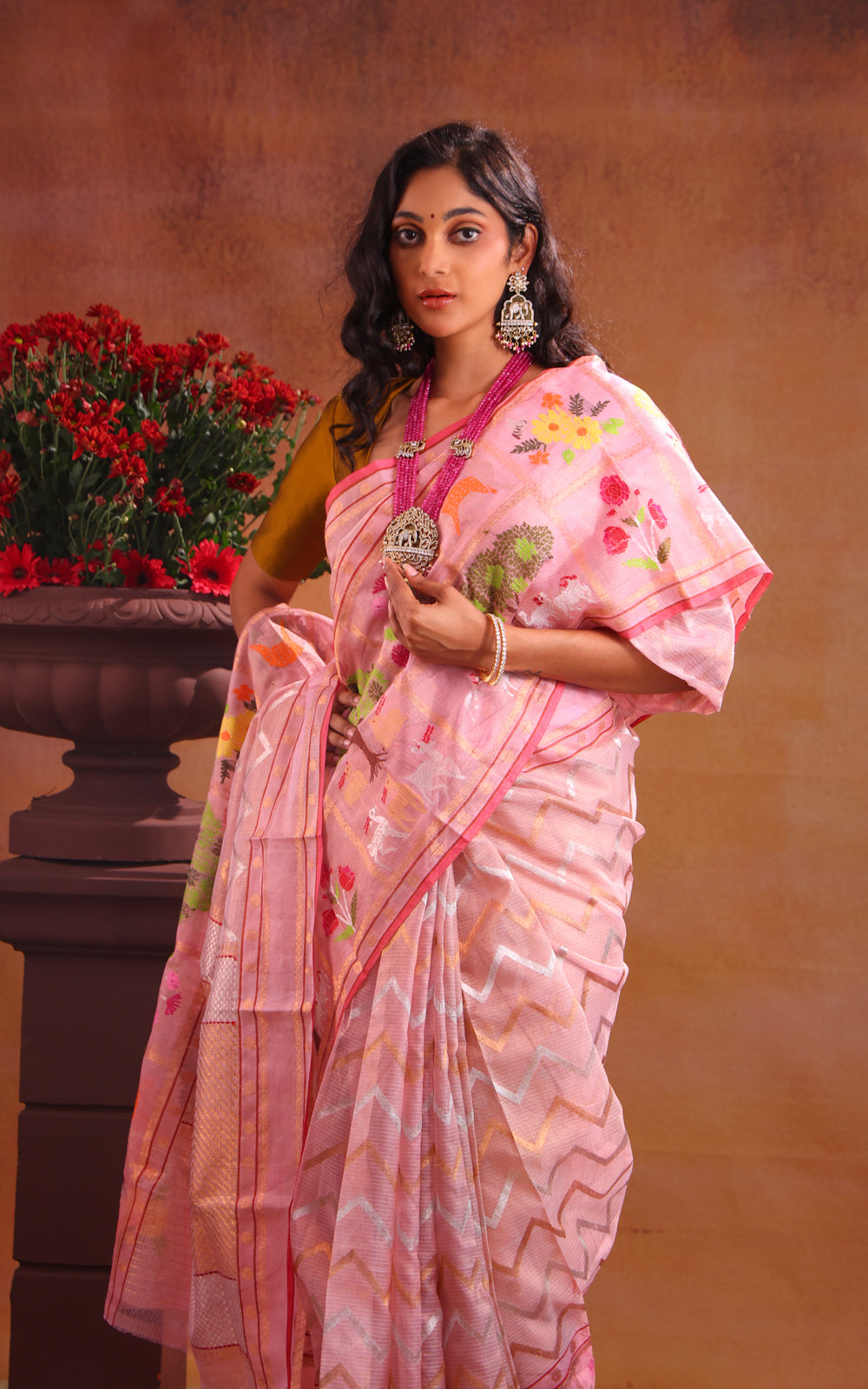 Baby Pink Zari Kota Saree With Silver & Gold Wavy Weaves