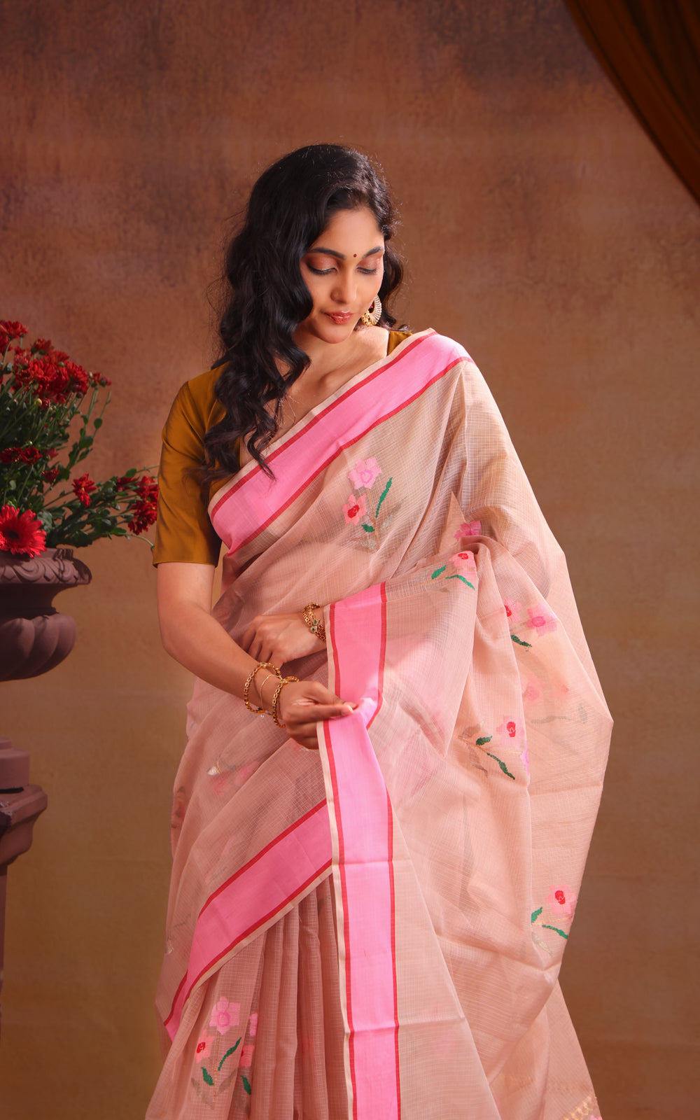 Beige & Pink Zari Kota Saree With Floral Motif