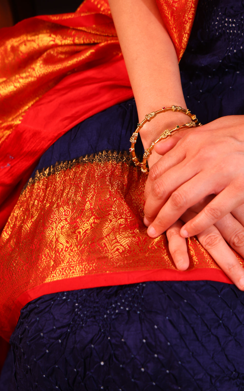 Navy Blue & Red Pure Kanchipuram Silk Saree With Bandhej