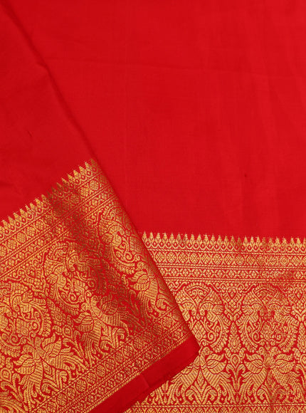 Navy Blue & Red Pure Kanchipuram Silk Saree With Bandhej